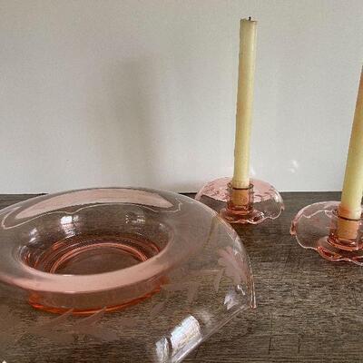 D70: Depression Glass