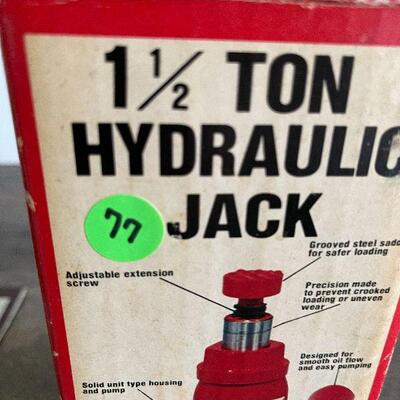 D77: Hydraulic Jack 1 1/2
