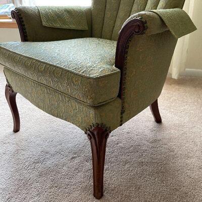 L81: Antique Accent Chair