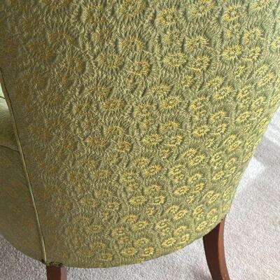 L81: Antique Accent Chair