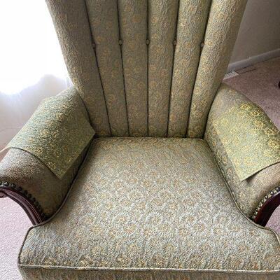 L81: Antique Accent Chair