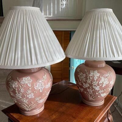 L83: Set of Two Lamps