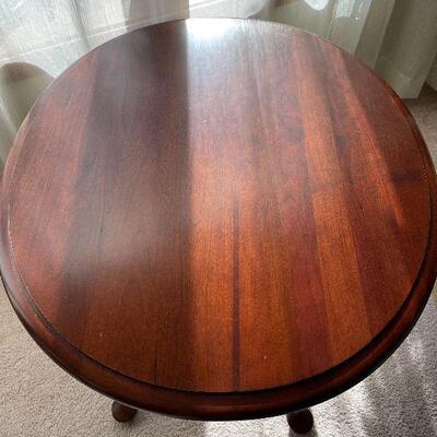 L84: Side Table