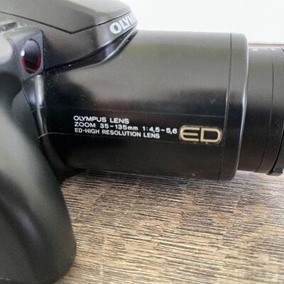L85: Olympus IS1