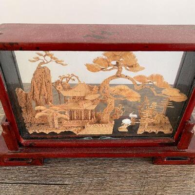 L86: Shadow Box
