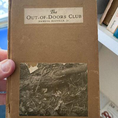 F98: Collection of Vintage Books about Nature