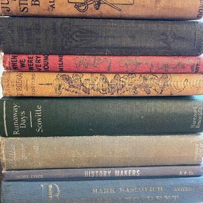 M130: Collection of Vintage Books 