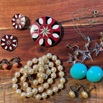J10: Jewelry Lot 10