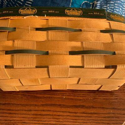 Peterboro Basket Co. bread basket 