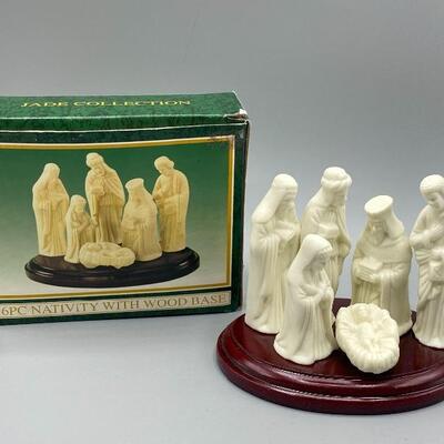 Jade Collection 6 piece Nativity with Wood Base YD#012-1120-00005