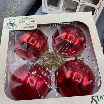 Mixed Lot of Red Glass Christmas Tree Balls YD#012-1120-00071