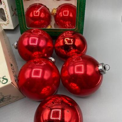 Mixed Lot of Red Glass Christmas Tree Balls YD#012-1120-00071