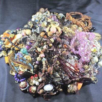 LOT#16: Costume Jewelry Lot #3