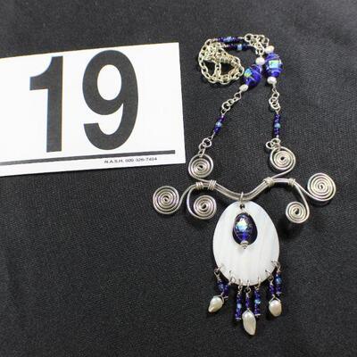 LOT#19: Ornate Unmarked Costume Necklace