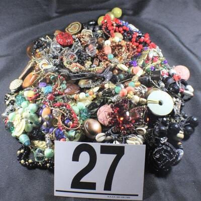 LOT#27: Costume Jewelry Lot #5