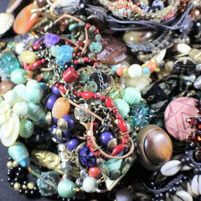 LOT#27: Costume Jewelry Lot #5