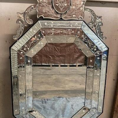 LOT#36: Believed to be Murano Mirror