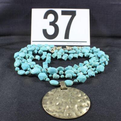 LOT#37: Believed to be Turquoise Costume Necklace