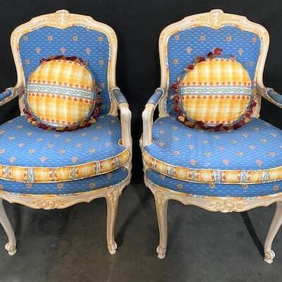 LOT#50: Pair of Provincial Arm Chairs