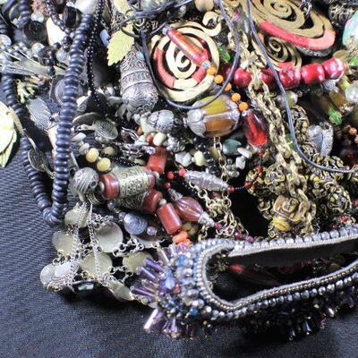 LOT#65: Costume Jewelry Lot #11