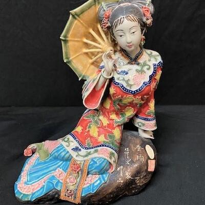 LOT#69: Signed Chinese Porcelain Figures