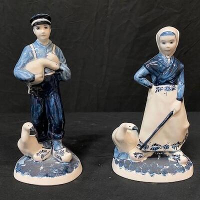 LOT#75: Hand-painted Delft Figures