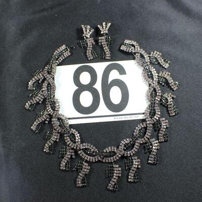 LOT#86: Matching Costume Pink & Black Rhinestone Necklace & Earrings