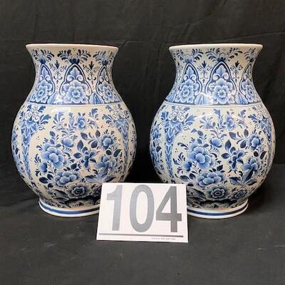LOT#104: Pair of Delft Vases #1