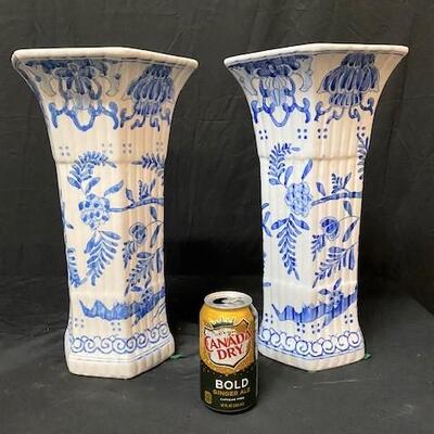 LOT#106: Bombay Company Delft Vases