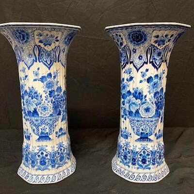 LOT#110: Pair of Delft Vases #2