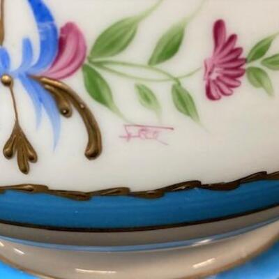 LOT#124: Appears to be Hand-painted Limoges Planters