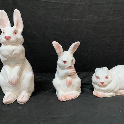 LOT#133: 3 Piece Ceramic Rabbit Lot