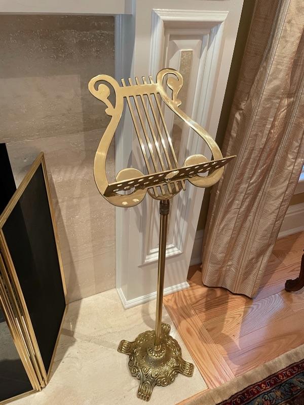 Brass decorative music stand