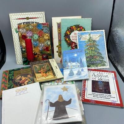 Lot of Christmas Cards & Small Holiday Books YD#012-1120-00030