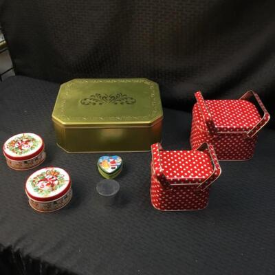 Lot of 7 Holiday & Festive Tins YD#012-1120-00023
