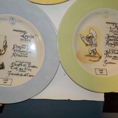 Rene De jeuner dinner plates.