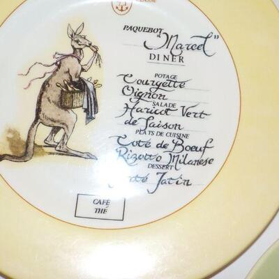 Rene De jeuner dinner plates.