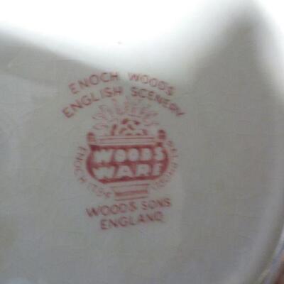 4- dinner plates of Enoch Woods