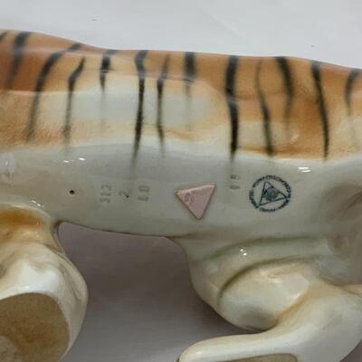 .22. Vintage | Royal Dux | Double Marked | Tiger 
