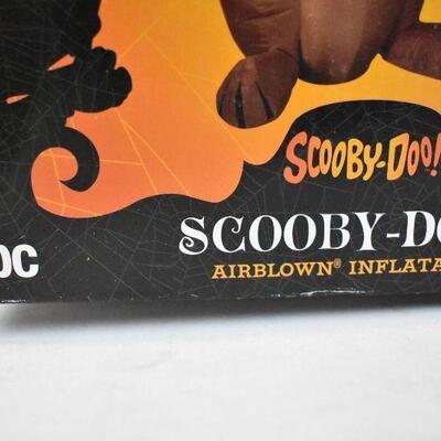 WB Scooby-Doo 5' Airblown Inflatable Halloween Decor. Needs new fan. Lights work