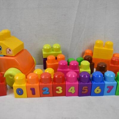 29 pc Mega Bloks :Toy Car & 28 building pieces