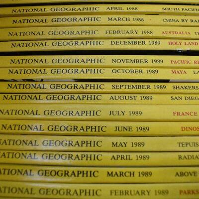 59 Issues National Geographic January 1984 - December 1990, Vintage