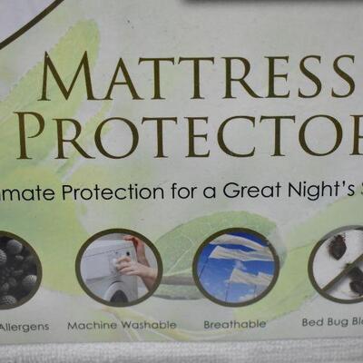 Full Size Mattress Protector, Lab Tested, 100 Percent Bed Bug Proof - New