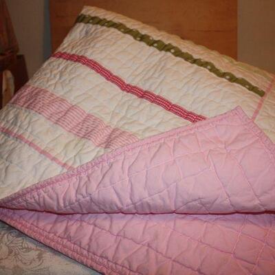 Very nice Pottery Barn Kids Quilt, Like New