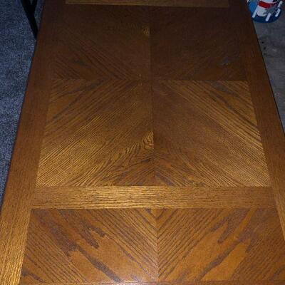 Wood Coffee Table with Modern Lift Top