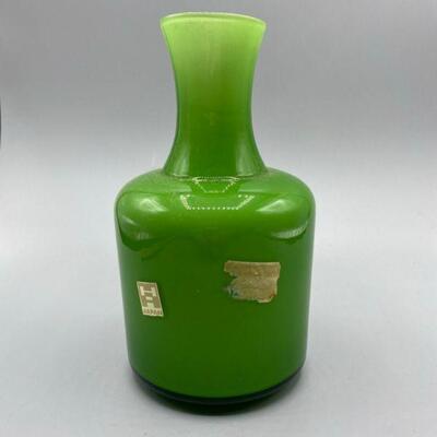 Lime Green Retro Glass Vase Japan YD#011-1120-00206