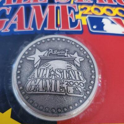 Lot 49:  Lot of 3 Collector Coins: Ken Griffey Jr & MLB 2000 Allstar Game