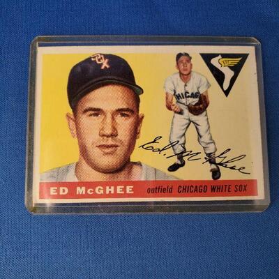 Lot 52: Topps  Ed McGhee Baseball Card