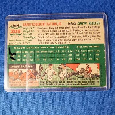 Lot 54: Grady Hatton Baseball Card