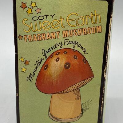 Vintage Coty Sweet Earth Fragrant Mushroom YD#011-1120-00049